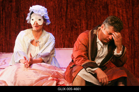 Színház - Családi ágy a Komédiumban-stock-foto