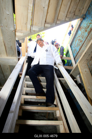 Demszky a csőben-stock-foto