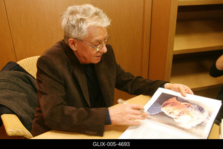 Hosszú idő után jelent meg újra a rajongók előtt Cseh Tamás-stock-foto