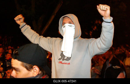 Ostrom az MTV székház ellen-stock-foto