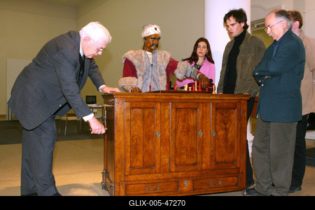 Kempelen Farkas sakkautomatája a Műcsarnokban-stock-foto