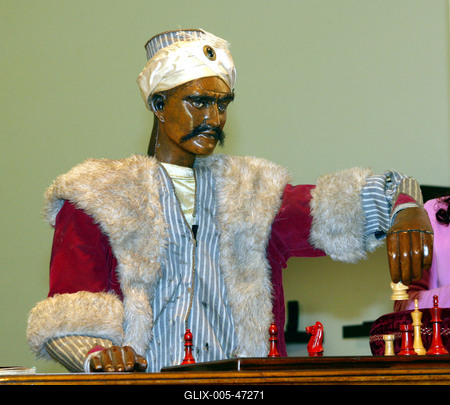 Kempelen Farkas sakkautomatája a Műcsarnokban-stock-foto