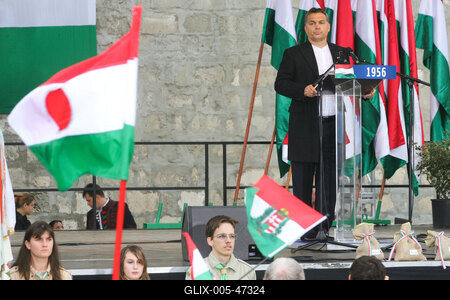 Felavatták a nagytétényi Országzászlót-stock-foto