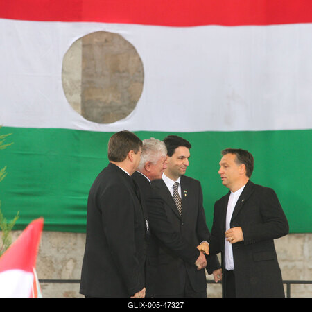 Felavatták a nagytétényi Országzászlót-stock-foto