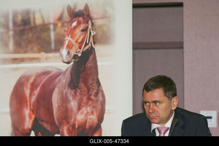 Magyar vállalkozók fogtak össze Overdose érdekében-stock-foto