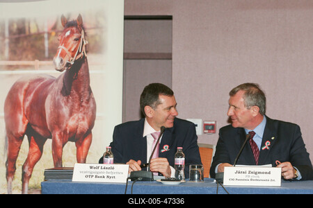 Magyar vállalkozók fogtak össze Overdose érdekében-stock-foto