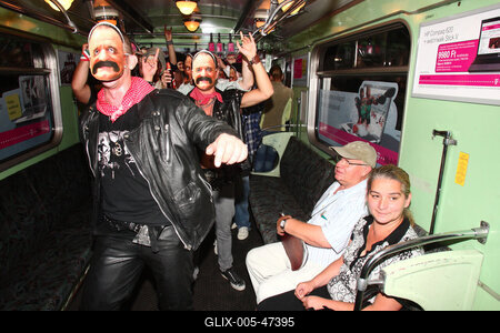 Nagy Ferók a metróban-stock-foto