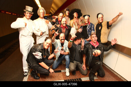 Nagy Ferók a metróban-stock-foto