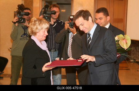 Rejtő Ildikó átvette a nemzet sportolója címet-stock-foto