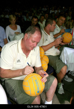 Olimpikonjainkat ünnepelték a SYMA csarnokban-stock-foto
