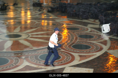 Vihar augusztus 20-án-stock-foto