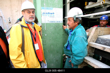Fúrópajzs keresztelő az Etele téren-stock-foto