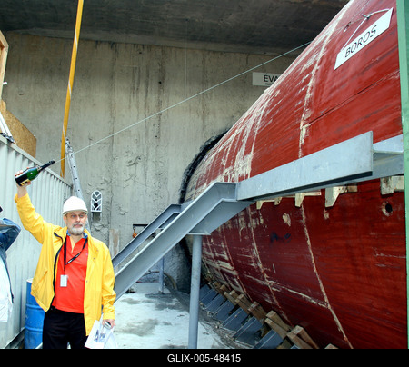 Fúrópajzs keresztelő az Etele téren-stock-foto