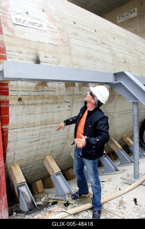 Fúrópajzs keresztelő az Etele téren-stock-foto