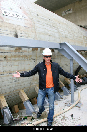 Fúrópajzs keresztelő az Etele téren-stock-foto