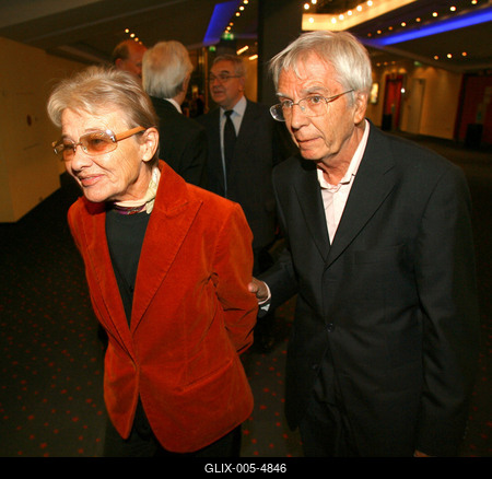 Bemutatták az Este c. filmet-stock-foto