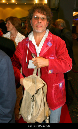 Bemutatták az Este c. filmet-stock-foto