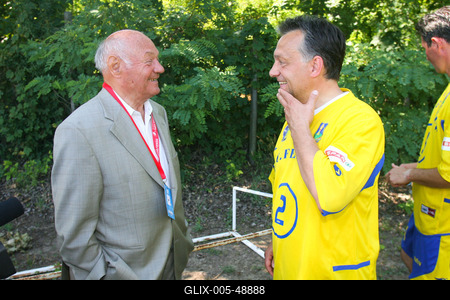 Puskás-Suzuki Kupa labdarúgó mérkőzés-stock-foto