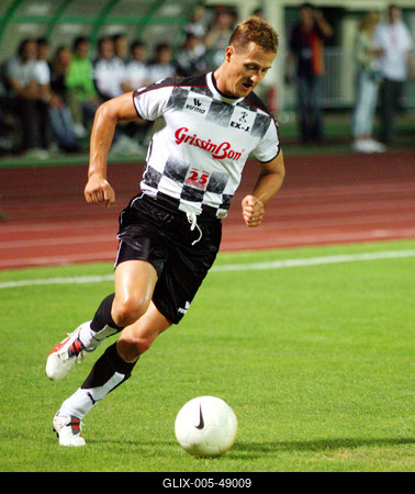 A pilóták nyerték a jótékonysági labdarúgó-mérkőzést-stock-foto