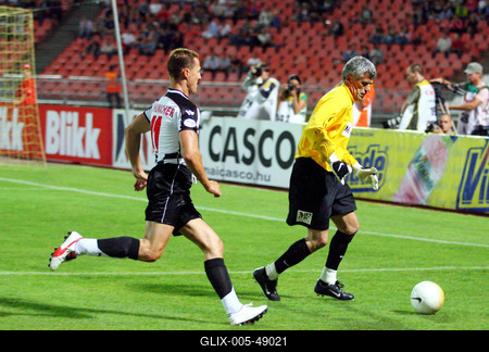 A pilóták nyerték a jótékonysági labdarúgó-mérkőzést-stock-foto