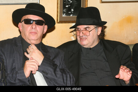 Zenészek Maffiózó szerepben-stock-foto