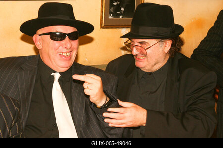 Zenészek Maffiózó szerepben-stock-foto