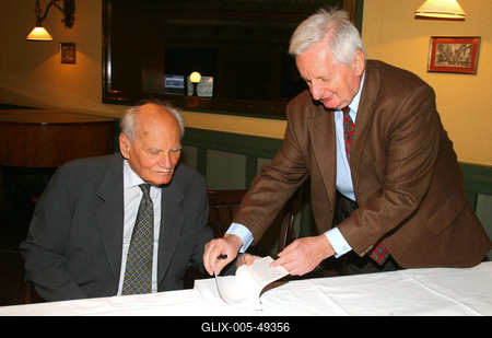 Születésnapi ajándék Göncz Árpádnak-stock-foto