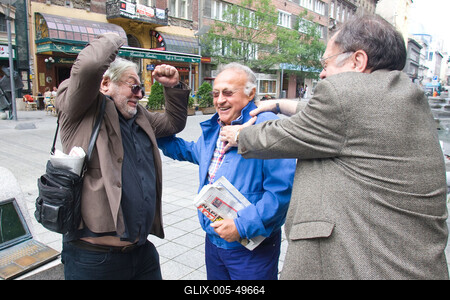 Már száz tag a halhatatlanok társulatában-stock-foto