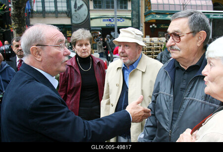 Felavatták a Halhatatlanok sétányát-stock-foto
