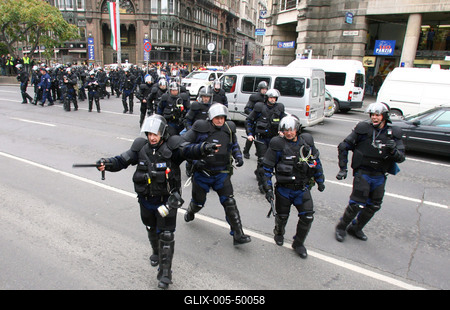 Hídblokád és tüntetés a belvárosban-stock-foto