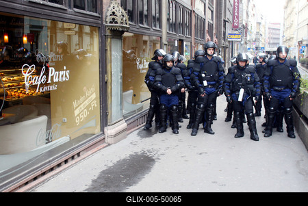 Hídblokád és tüntetés a belvárosban-stock-foto