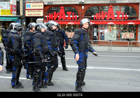 Hídblokád és tüntetés a belvárosban-stock-foto