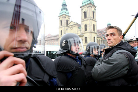 Hídblokád és tüntetés a belvárosban-stock-foto