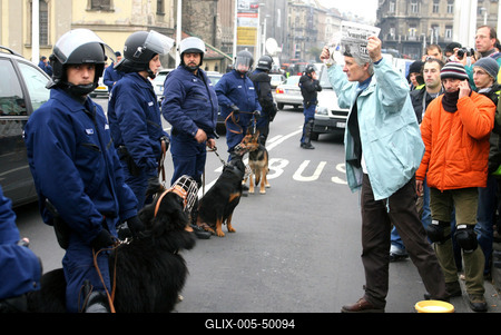 Hídblokád és tüntetés a belvárosban-stock-foto
