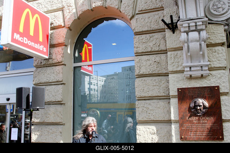 Faludy György emléktábla-stock-foto