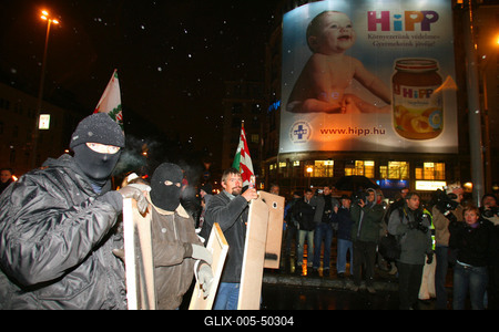 Illegális demonstráció Budapesten-stock-foto