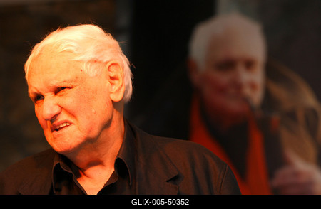 85 éves Jancsó Miklós-stock-foto