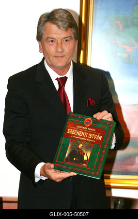 Viktor Juscsenko Budapesten-stock-foto