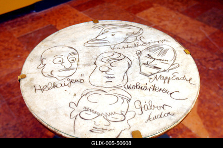 100 éves a Kabaré-stock-foto