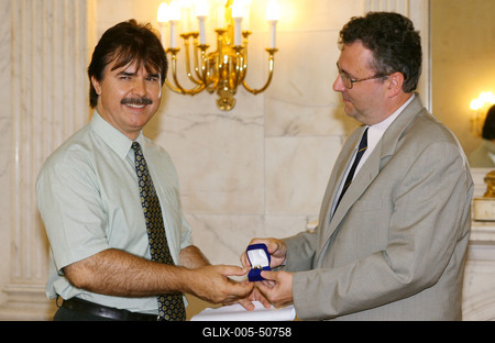 Maksa Zoltán kapta a Karinthy-emlékgyűrűt-stock-foto