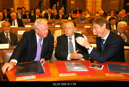 Az első tégla a berlini falból-stock-foto