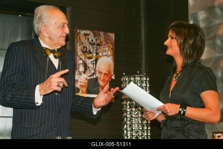 Megjelent az Ördögök ügyvédei 3-stock-foto