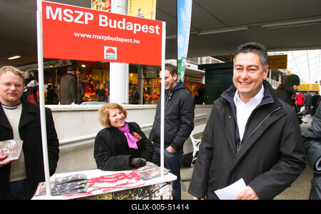 Kopogtatócédula-gyűjtés-stock-foto