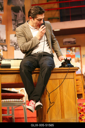 Neil Simon: És mennyi szerelem!-stock-foto