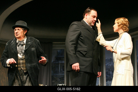 Molnár Ferenc: Egy, kettő, három-stock-foto