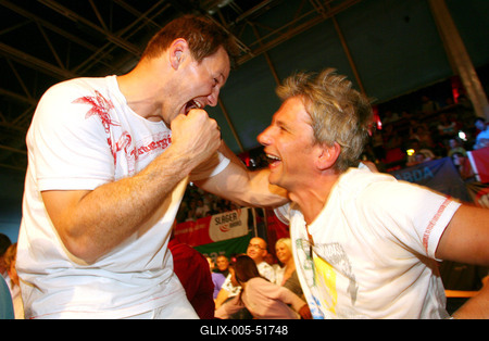 Sztárbox gála - senki sem úszta meg pofon nélkül!-stock-foto