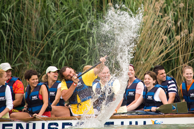 Sárkányhajó verseny-stock-foto