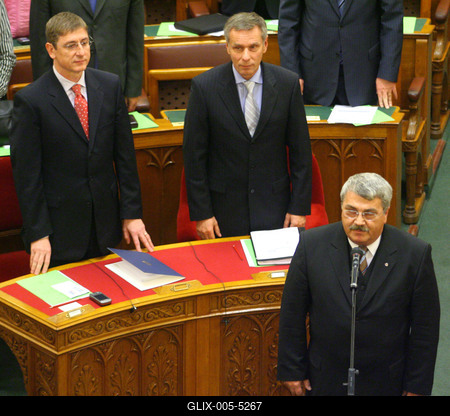 Országgyűlés - Kezdődik a tavaszi ülészsak-stock-foto