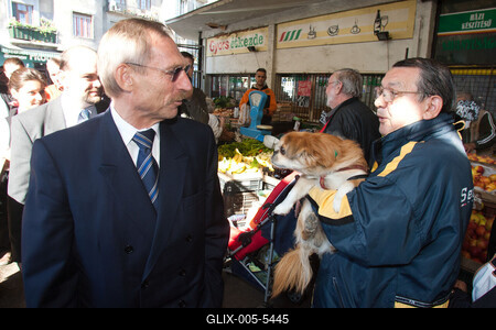 A belügyminiszter a VIII. kerületbe látogatott-stock-foto