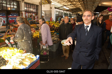 A belügyminiszter a VIII. kerületbe látogatott-stock-foto